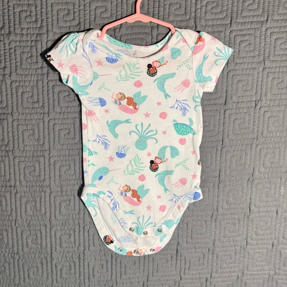 Bundles Baby Place Bodysuit Girls Size 9-12 Months Sea Life White